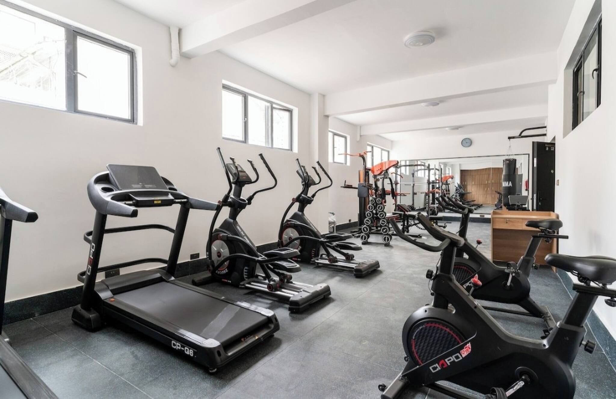 Apartment, 1 Bedroom, Accessible, City View | Fitness studio