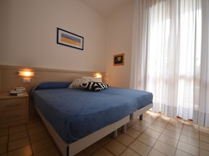 2 bedrooms, WiFi, bed sheets