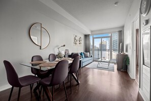 Interior - GLOBALSTAY Modern 1BD+Den Condo w/ Balcony Lillian St (Toronto/Canada)
