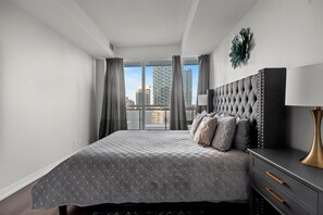 1 bedroom, iron/ironing board, travel cot, free WiFi - GLOBALSTAY Modern 1BD+Den Condo w/ Balcony Lillian St (Toronto/Canada)