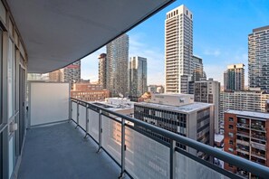 Property grounds - GLOBALSTAY Modern 1BD+Den Condo w/ Balcony Lillian St (Toronto/Canada)