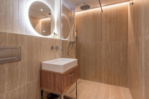 Hårtørrer, håndklæder, Sæbe, Shampoo