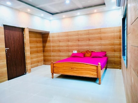 笔记本电脑工作区、免费高速有线上网