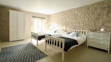 3 slaapkamers, gratis wifi, beddengoed