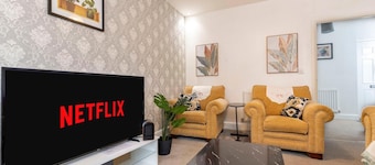 Spacious 5-Bedroom Family Home with Modern Amenities