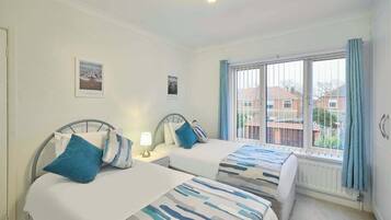 3 bedrooms, iron/ironing board, travel crib, WiFi