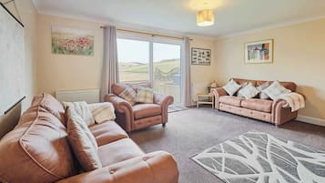 TV, DVD player, offices