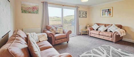 TV, DVD player, books, offices