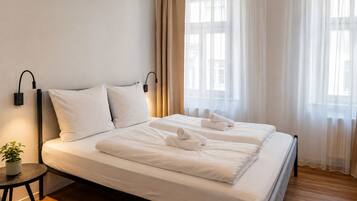 2 bedrooms, iron/ironing board, travel cot, free WiFi