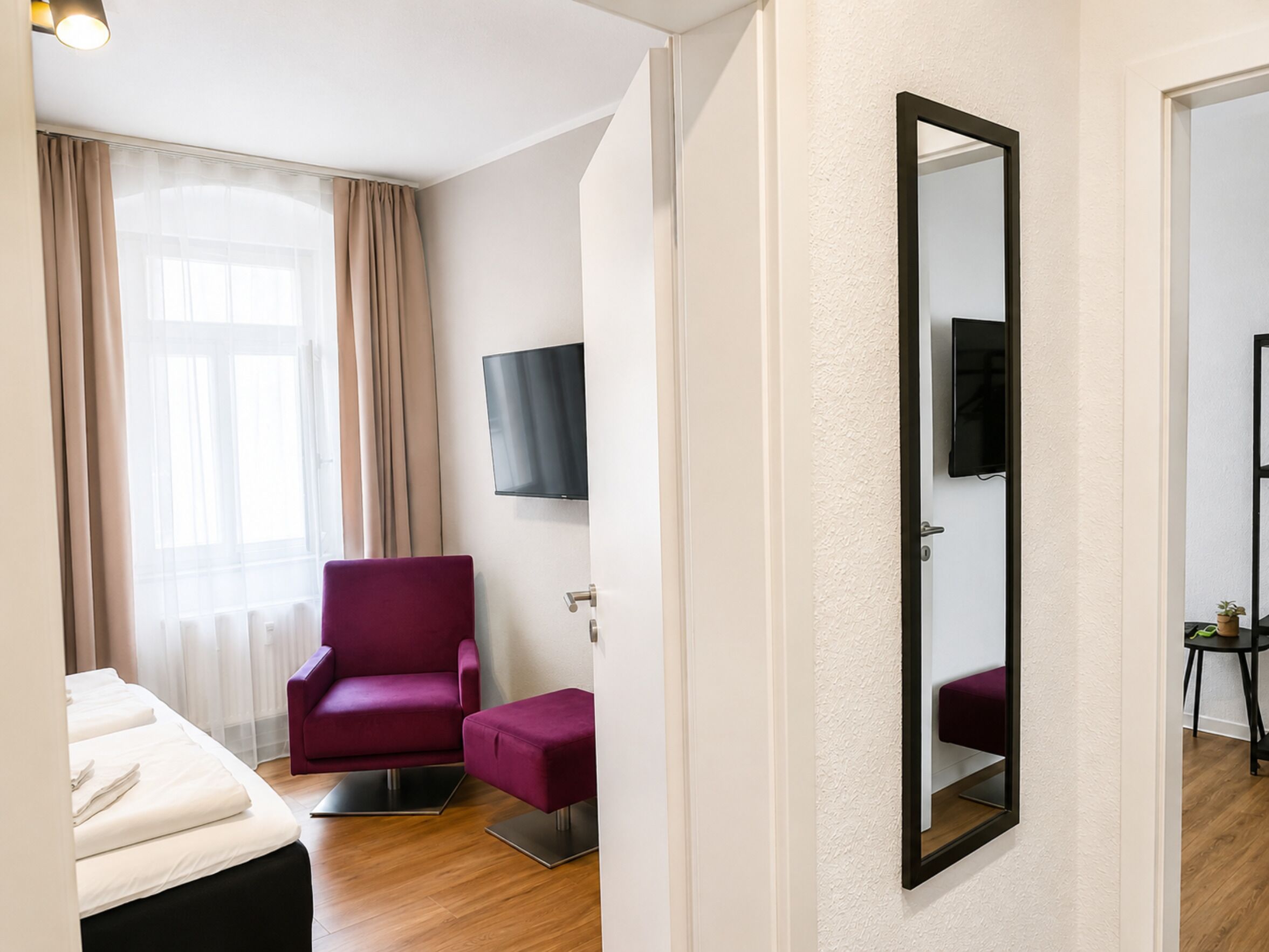 2 bedrooms, iron/ironing board, travel crib, WiFi (free)