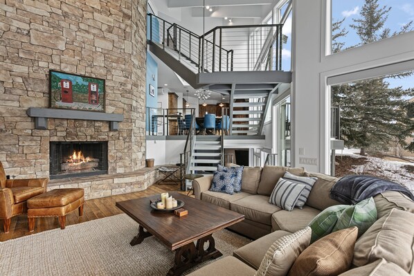 TV, fireplace - NEW! 1688 - Five Bedroom with Hot Tub Pinnacle (Park City)