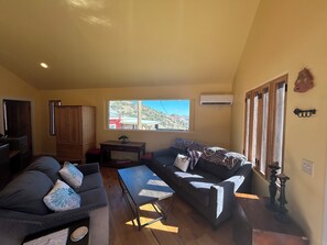 Smart TV - Copper City Views (Bisbee)