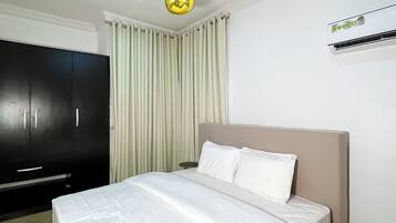 Appartement Standard, balcon | Draps italiens Frette, literie de qualité supérieure