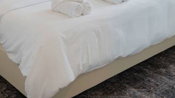 Bügeleisen/Bügelbrett, WLAN, Bettwäsche