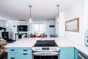 Interior - Charming 3-bedroom, water view cottage, with AC, WiFi & outdoor shower (York)