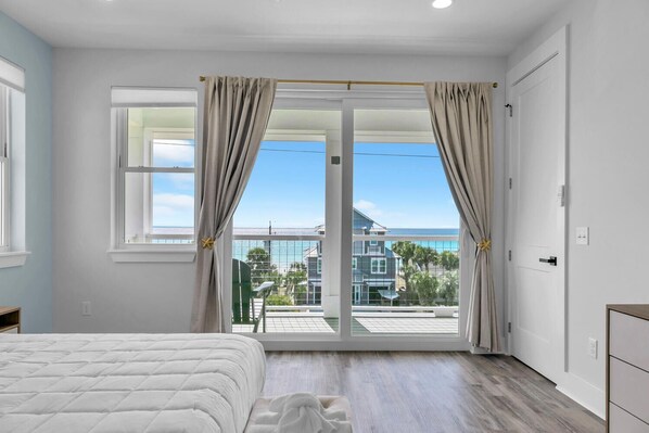 6 bedrooms, iron/ironing board, free WiFi, bed sheets