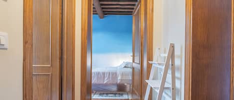 Villa, patio, vue jardin | 3 chambres, Wi-Fi gratuit