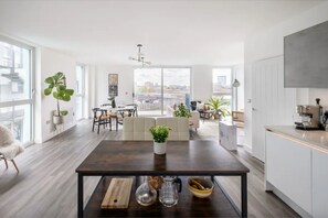 Apartment | Interior - Stylish London Flat - Private Terrace - City View (London)