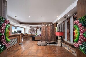 Lobby lounge - Mulan Villa (Lijiang)