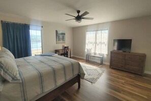 4 chambres, bureau, fer et planche à repasser, accès au Wi-Fi (inclus)