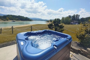 Baignoire à remous extérieure