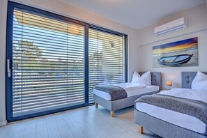 2 chambres, fer et planche à repasser, lit parapluie, Wi-Fi gratuit