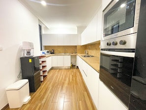 Microwave, oven, stovetop