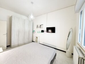 2 bedrooms, free WiFi - 6 beds at the "Conchiglia"-Rif. Ostro (San Vincenzo)