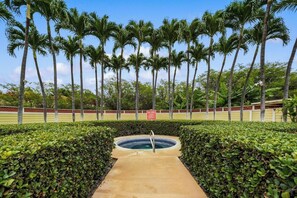 Pool - Relaxing Fairway Terrace Getaway – 2BR/2BA + Twin Sleeper Sofa (Waikoloa Village)