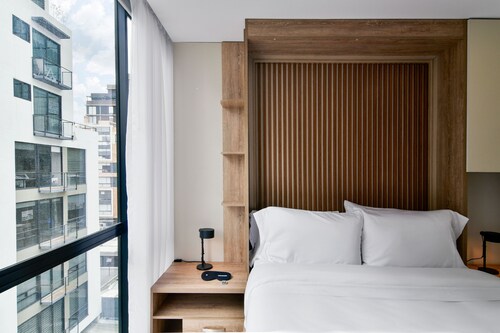 Nuo by Wynwood House 