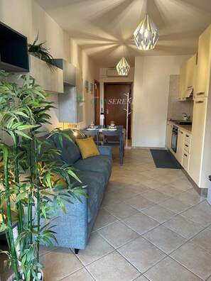 TV - 5 bed places with swimming pool in the area Coop-Rif. Stella Marina (San Vincenzo)