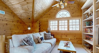 Log Haven: Pool Access, Championship Golf & Torch Lake Getaway