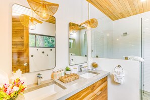 Hair dryer, towels