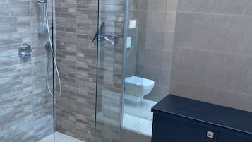 Shower, towels