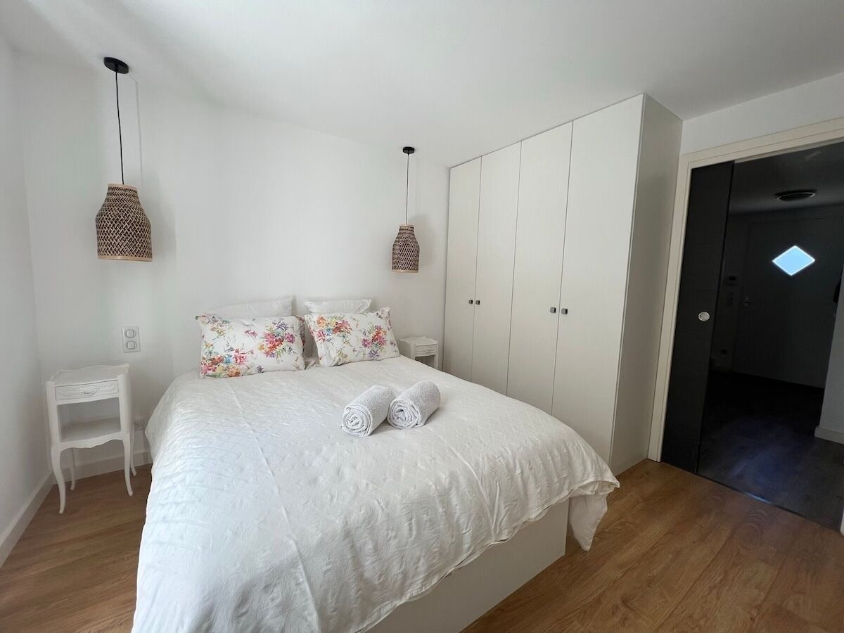 3 chambres, fer et planche à repasser, lit parapluie, Wi-Fi gratuit