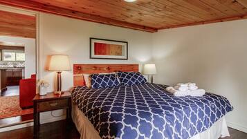 5 bedrooms, free WiFi, bed sheets