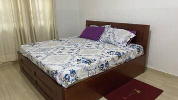 1 bedroom, WiFi, bed sheets