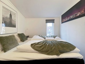 House, 2 Bedrooms, City View | 3 bedrooms - Ap20-historic Home Downtown at Stavanger (Stavanger)