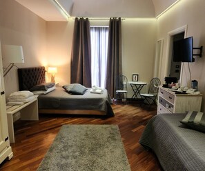 Classic Twin Room | In-room safe, blackout drapes, free WiFi - le sale resort (Caserta)