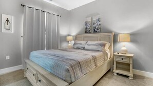 Room - Hidden Valley Paradise (Glaze Township)