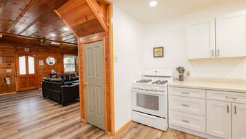 Hus, flere senger, spabadekar, fjellutsikt (290) | Eget kjøkken | Kaffetrakter/tekoker