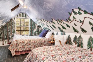 Cabin, Multiple Beds, Hot Tub, Mountain View (2522) | View from room