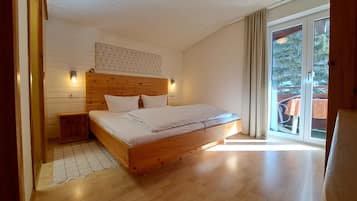 Kamar Double Klasik, balkon, pemandangan gunung | Wi-Fi gratis