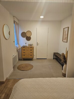 3 camere, Wi-Fi, lenzuola