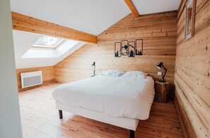 2 slaapkamers, reisbedje, wifi, beddengoed