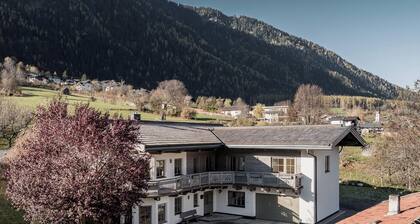 Chalet Pirchhof by MYALPS