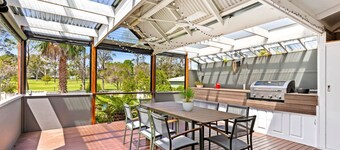 Nordic Fairway - Pet Friendly - 10 mins to Hyams Beach