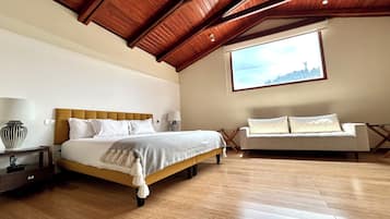 2 chambres, fer et planche à repasser, lit parapluie, Wi-Fi