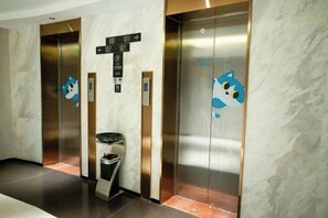 الإطلالة من المنشأة