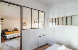 1 chambre, fer et planche à repasser, Wi-Fi